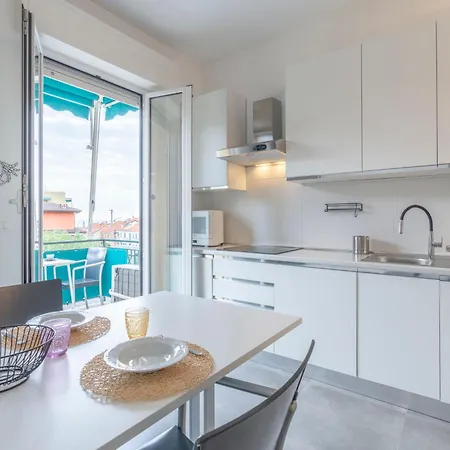 Studio Terrazzino Vista Mare By Interhome Apartment